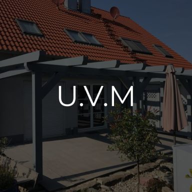 Terrassenüberdachung aus Holz – individuelle Außenarbeiten der Schreinerei Kögel